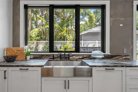 2903 W Hawthorne Road Tampa FL 33611