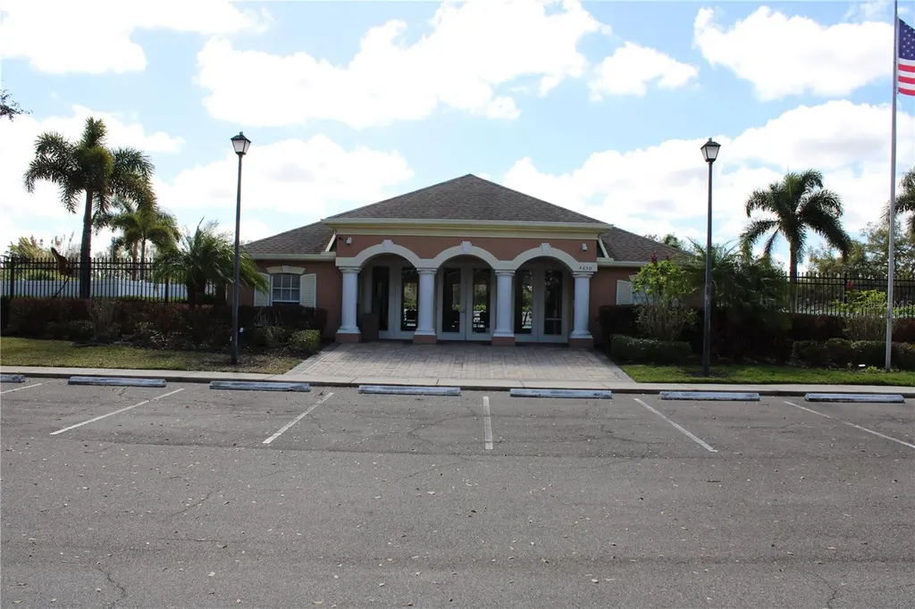 5016 Misty Canal Place Bradenton FL 34203