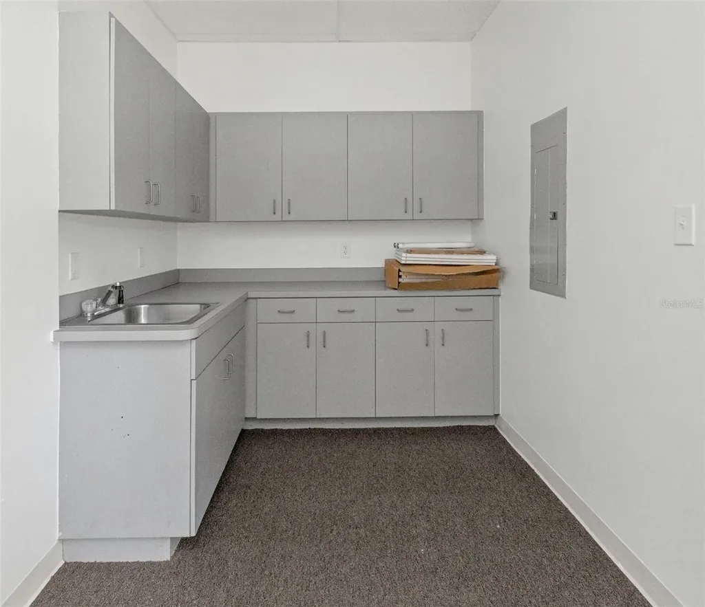 14517 Bruce B Downs Boulevard Tampa FL 33613