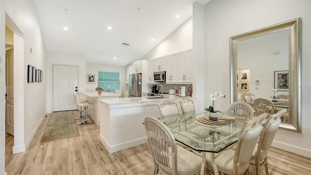 8735 Olde Hickory Avenue Sarasota FL 34238