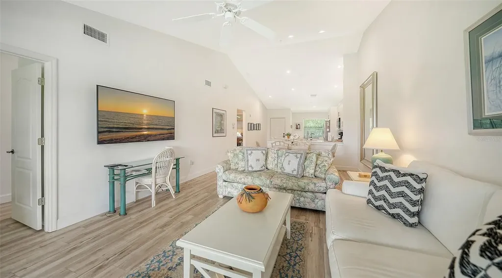 8735 Olde Hickory Avenue Sarasota FL 34238