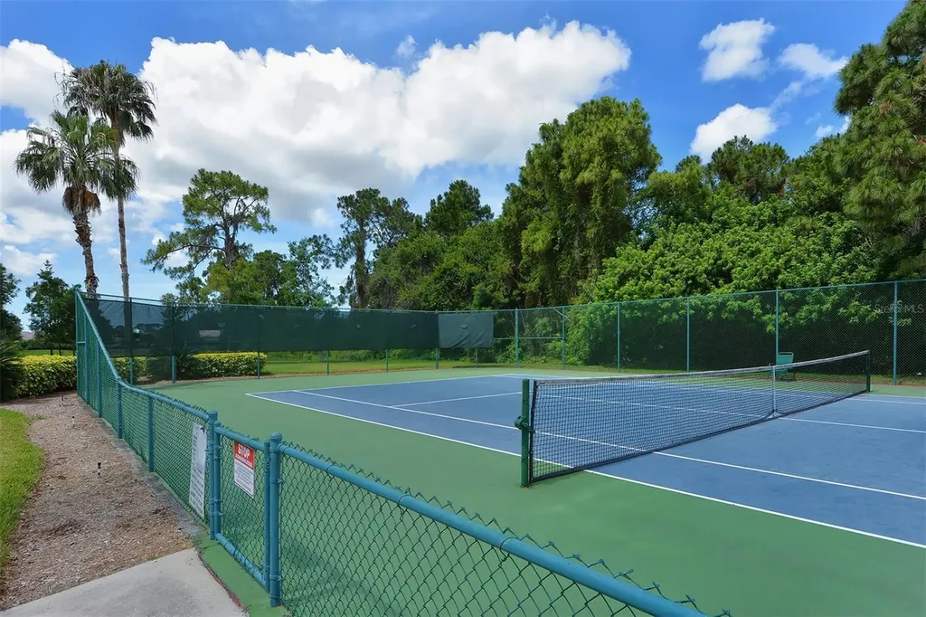 8735 Olde Hickory Avenue Sarasota FL 34238