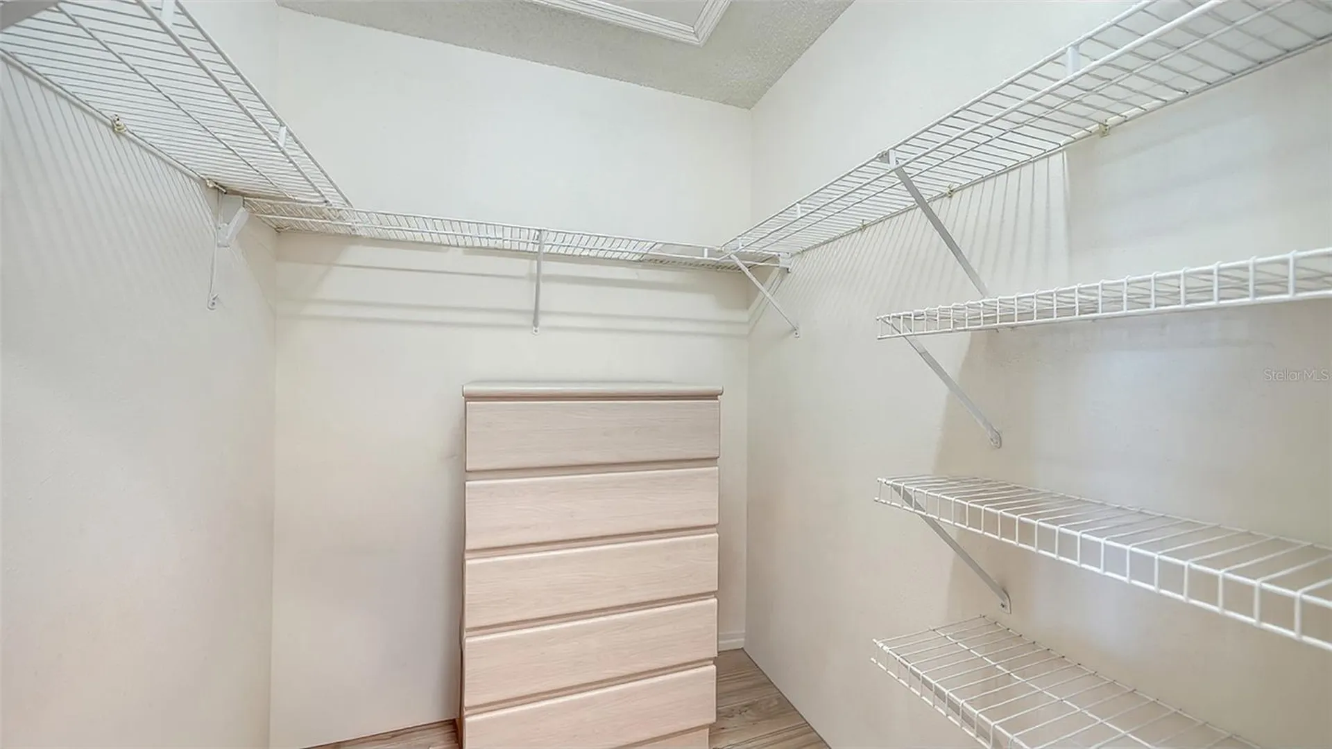8735 Olde Hickory Avenue Sarasota FL 34238