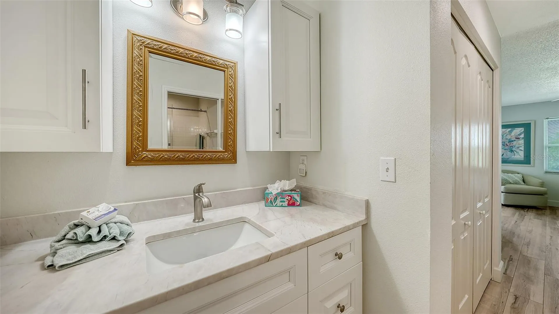 8735 Olde Hickory Avenue Sarasota FL 34238