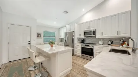 8735 Olde Hickory Avenue Sarasota FL 34238
