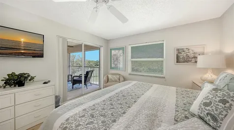 8735 Olde Hickory Avenue Sarasota FL 34238