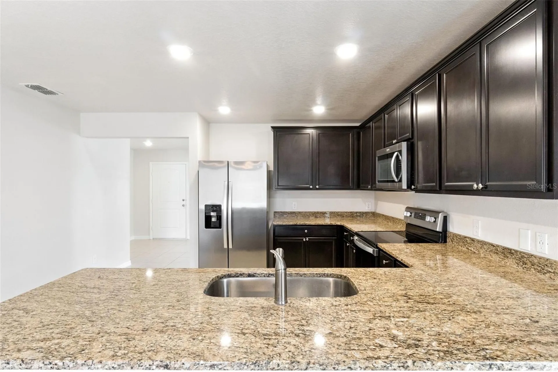 1729 Canaan Loop Dundee FL 33838