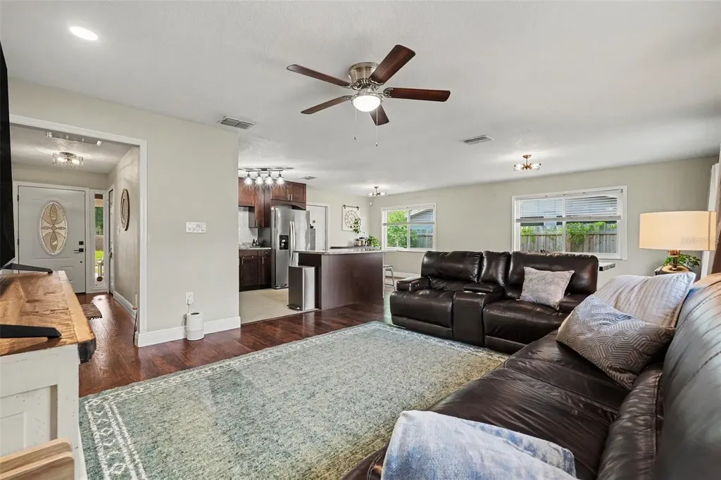 2209 Sherbrook Drive Valrico FL 33594