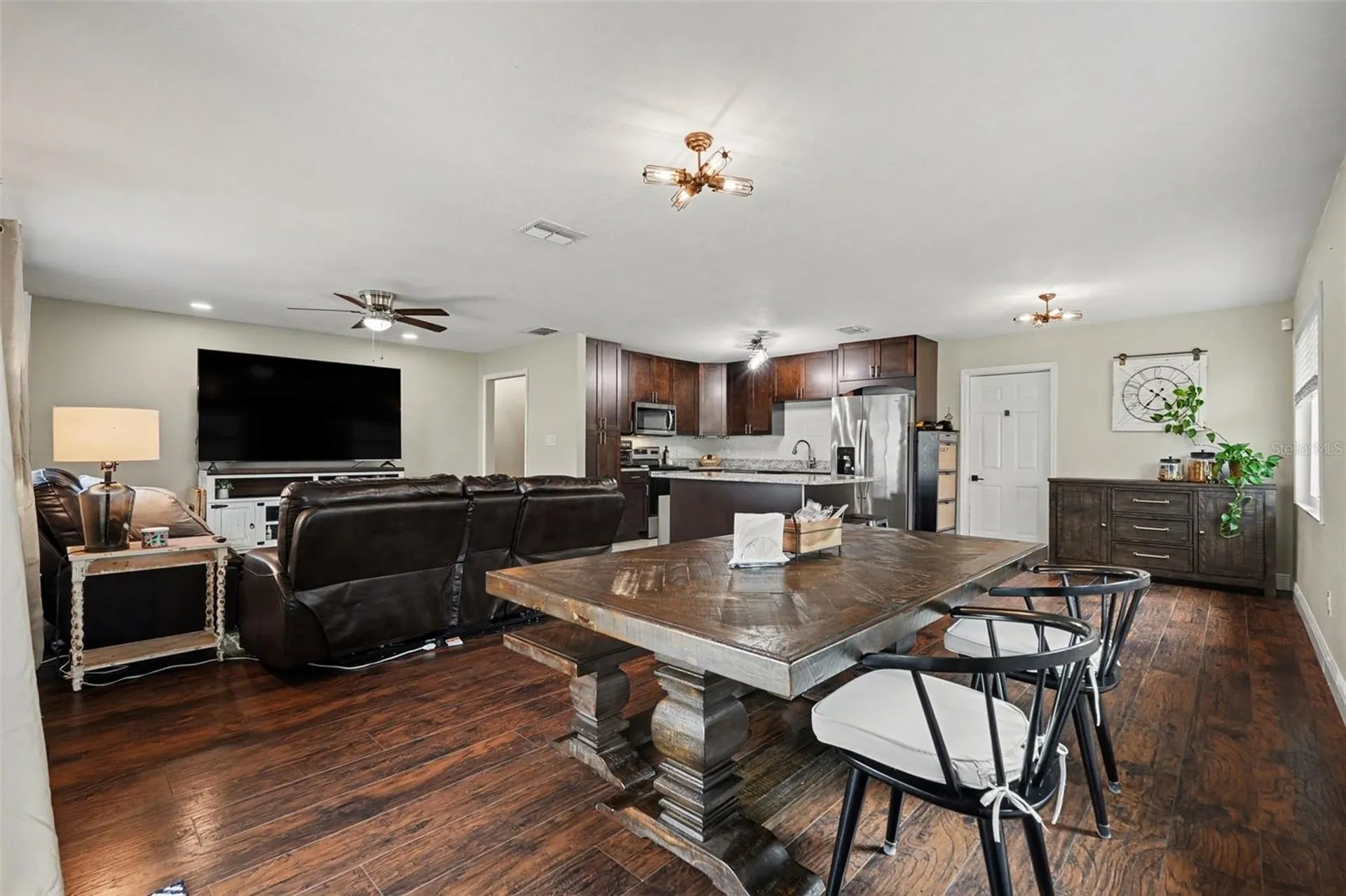 2209 Sherbrook Drive Valrico FL 33594