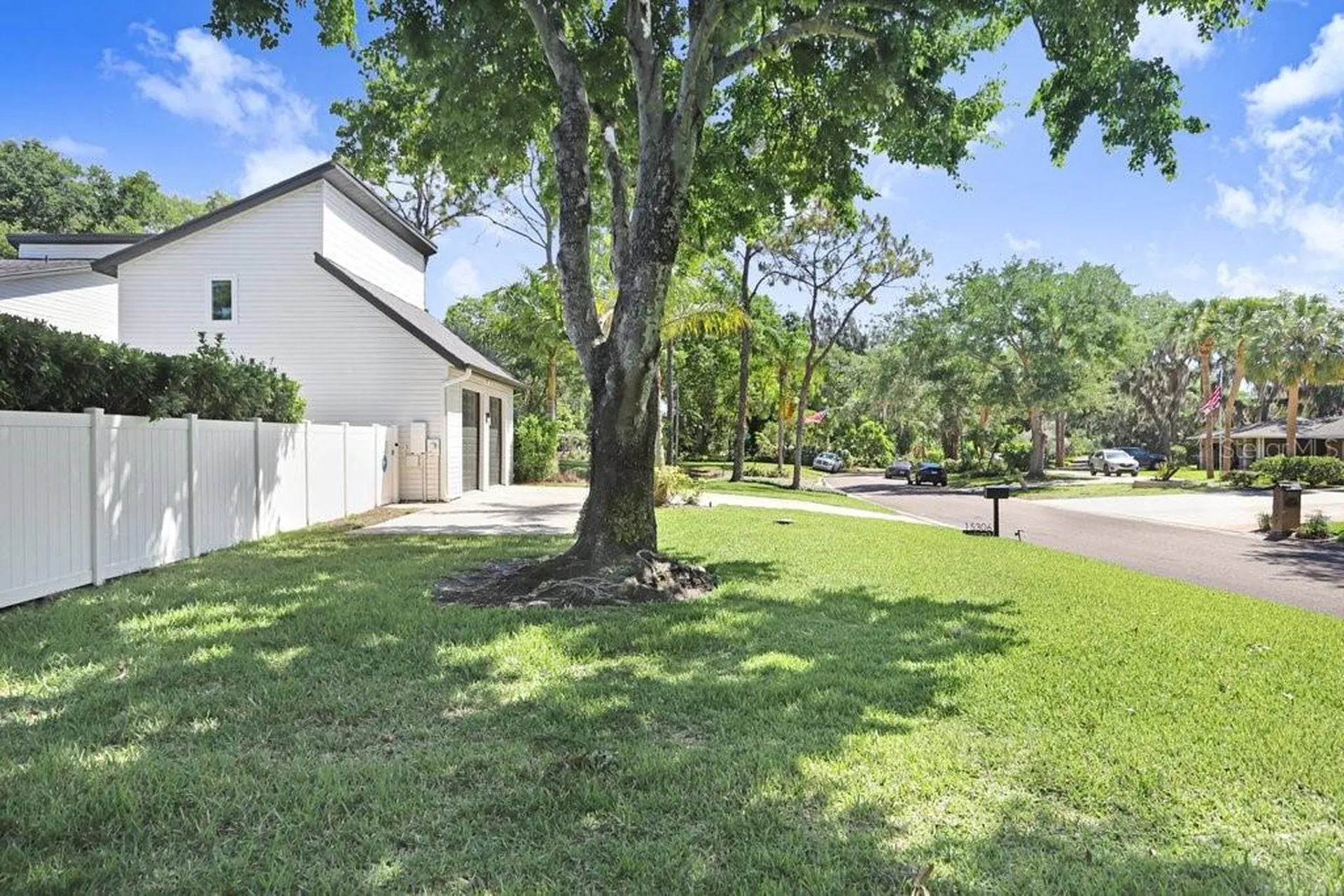 15306 Lake Maurine Drive Odessa FL 33556