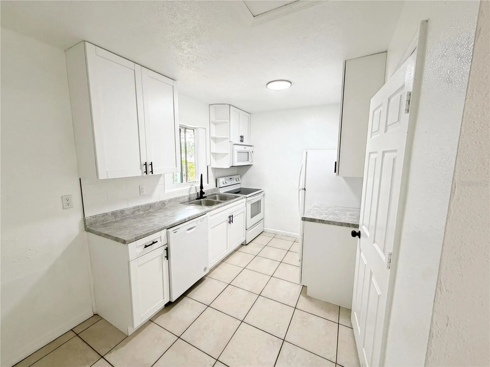 3916 E Genesee Street Tampa FL 33610