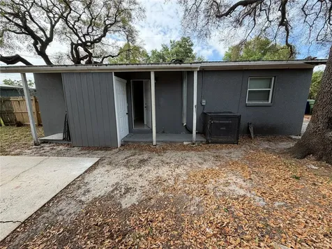 3916 E Genesee Street Tampa FL 33610