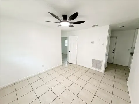 3916 E Genesee Street Tampa FL 33610
