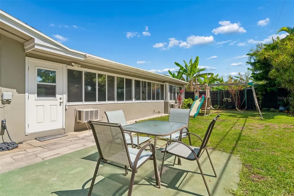 546 Gershwin Drive Largo FL 33771