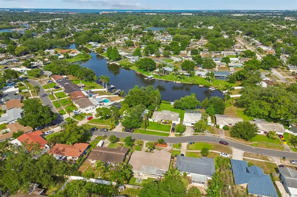546 Gershwin Drive Largo FL 33771
