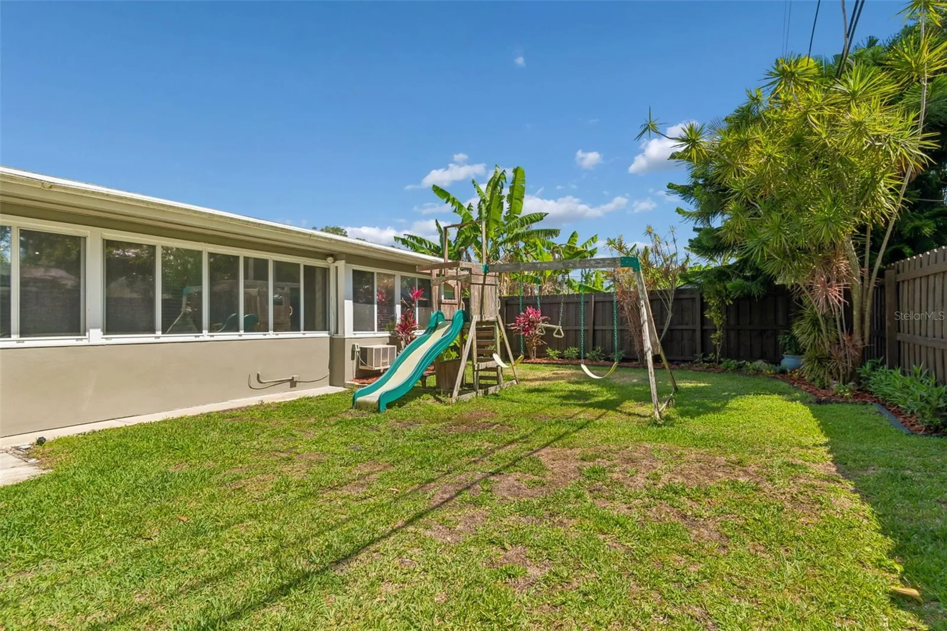 546 Gershwin Drive Largo FL 33771