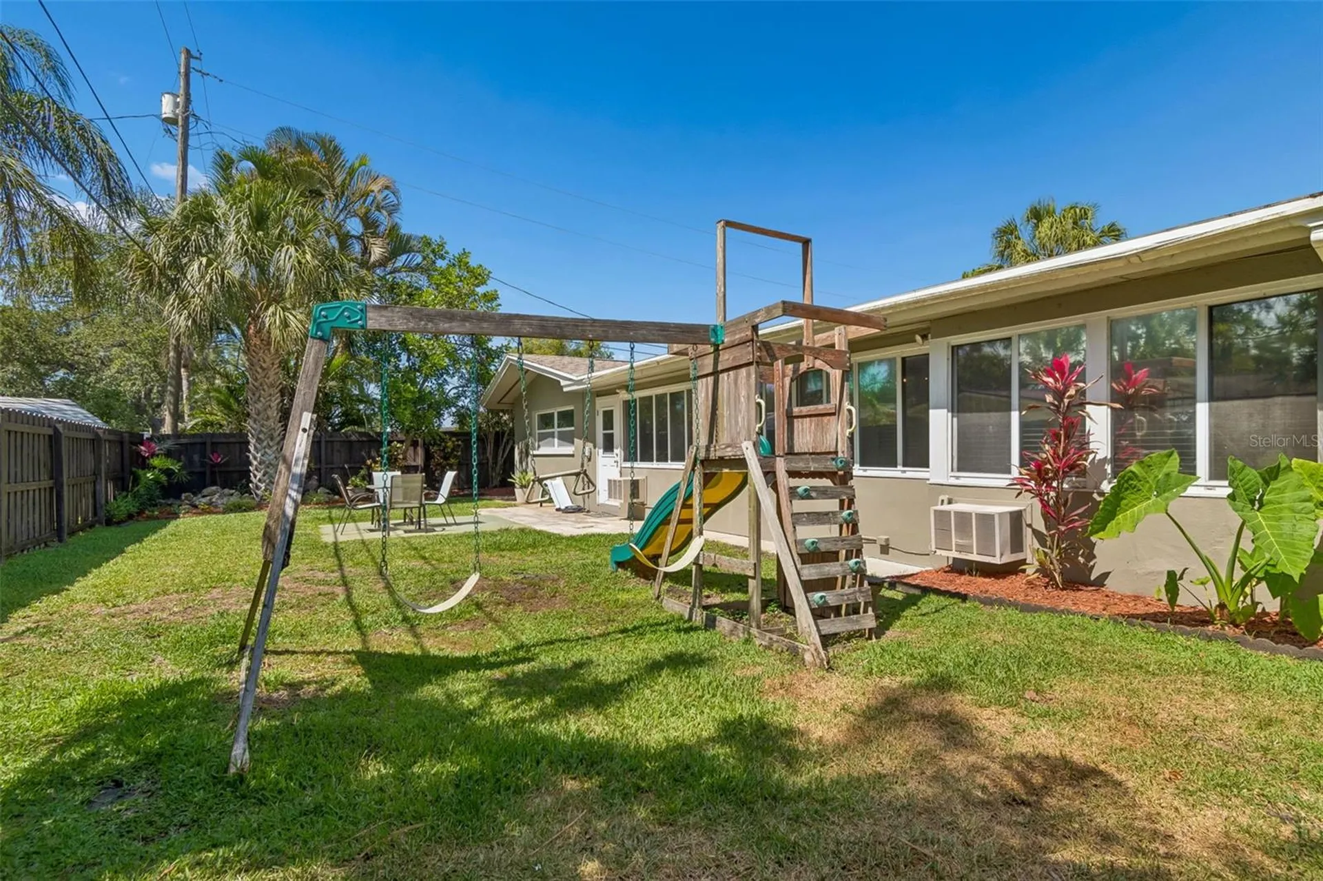 546 Gershwin Drive Largo FL 33771