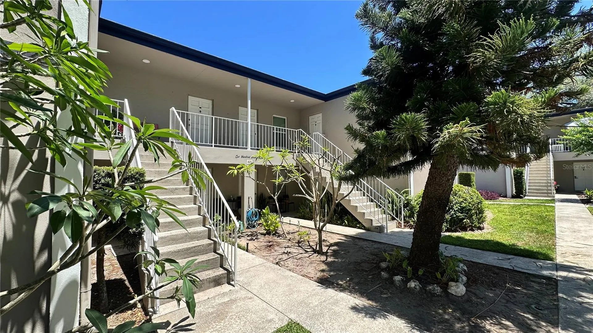 165 Picardy Villa Circle Brandon FL 33510