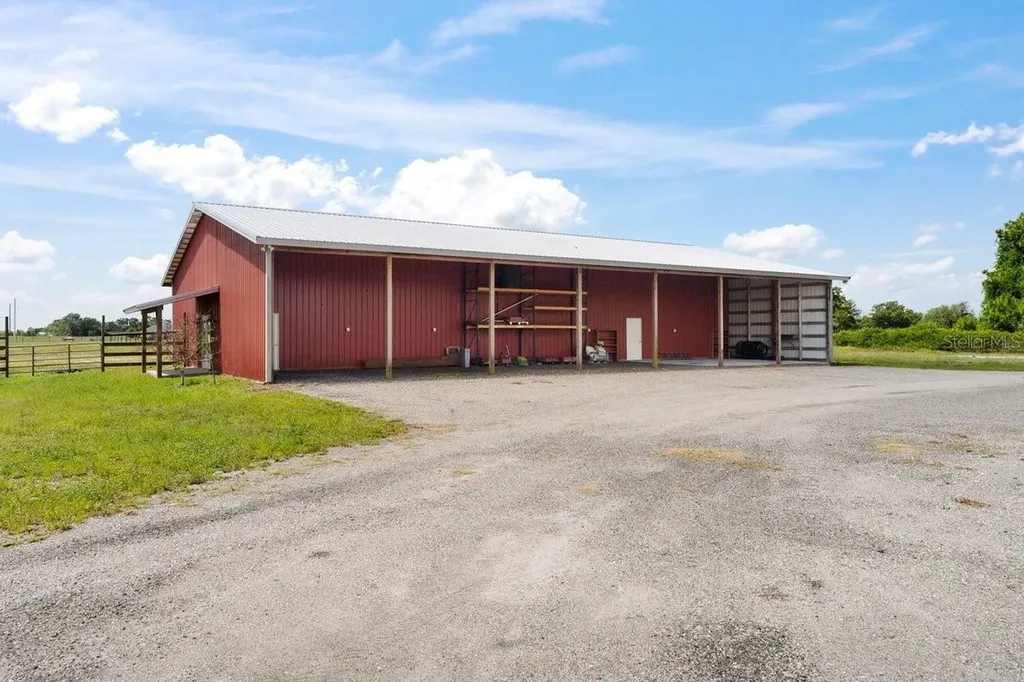 4290 Pioneer Trail New Smyrna Beach FL 32168