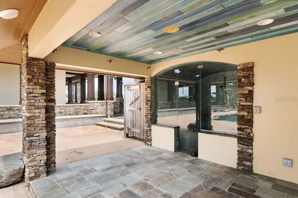 4290 Pioneer Trail New Smyrna Beach FL 32168