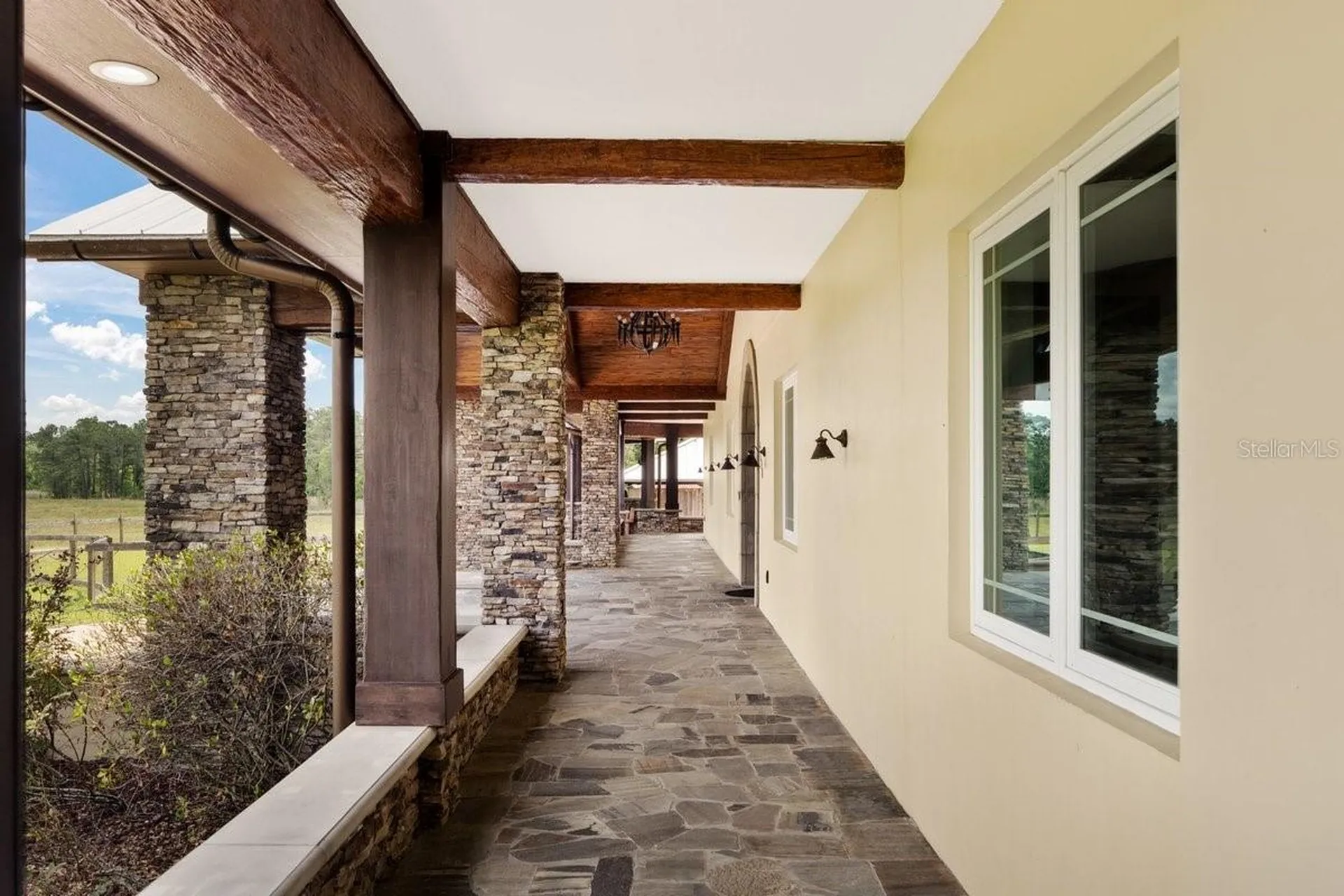 4290 Pioneer Trail New Smyrna Beach FL 32168