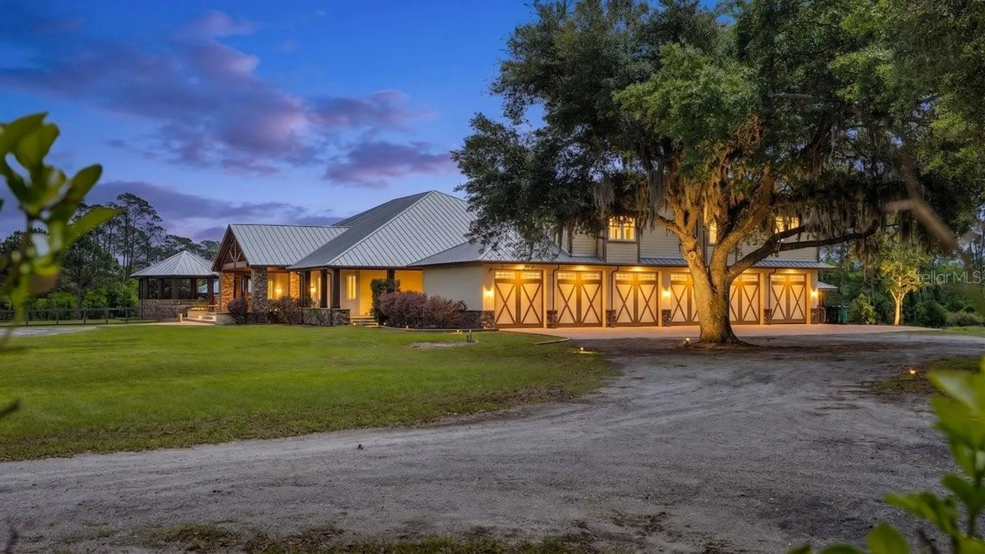 4290 Pioneer Trail New Smyrna Beach FL 32168