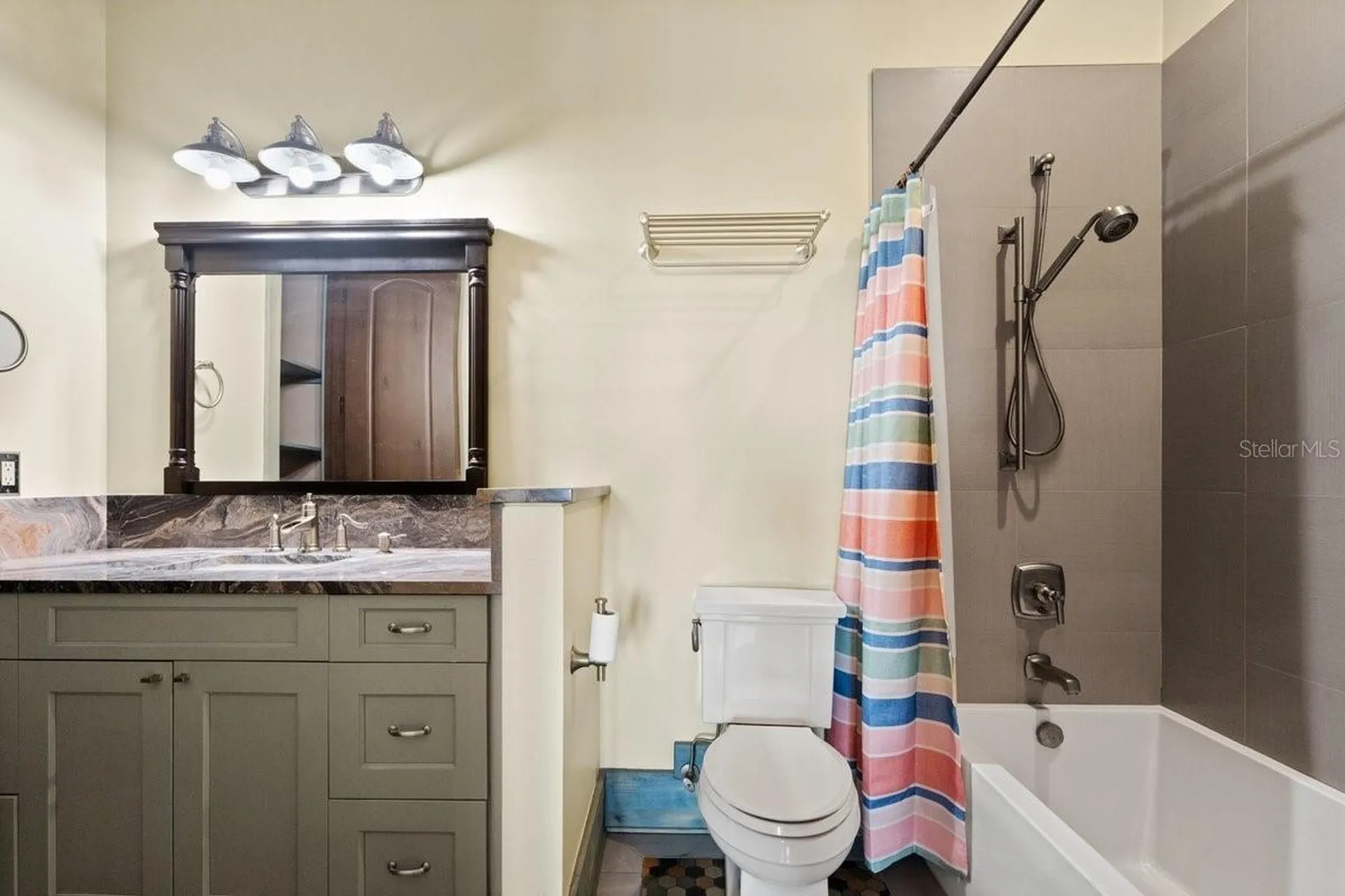 4290 Pioneer Trail New Smyrna Beach FL 32168