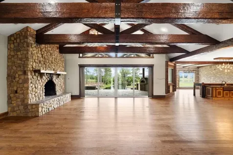 4290 Pioneer Trail New Smyrna Beach FL 32168