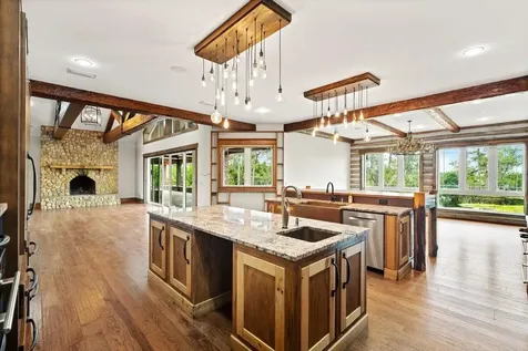 4290 Pioneer Trail New Smyrna Beach FL 32168