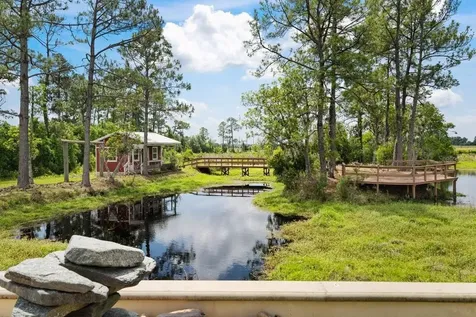 4290 Pioneer Trail New Smyrna Beach FL 32168