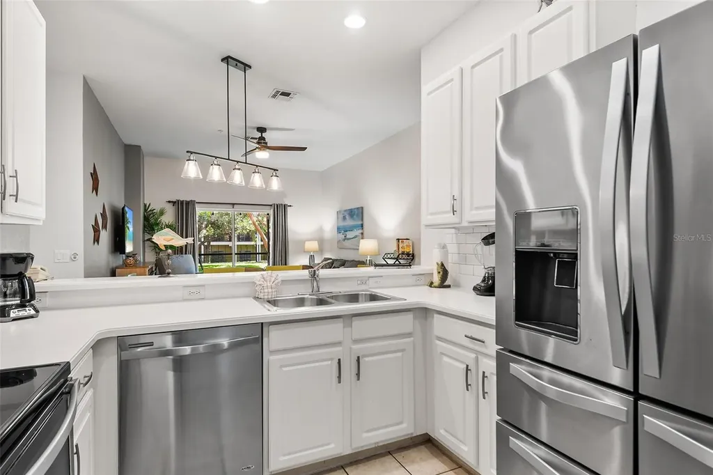 402 Lucaya Loop Davenport FL 33897