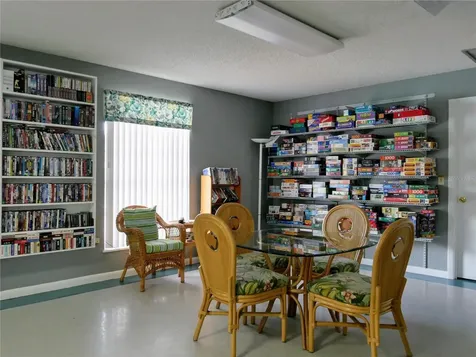 1625 New Abbey Avenue Leesburg FL 34788