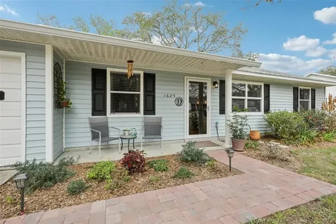 1625 New Abbey Avenue Leesburg FL 34788