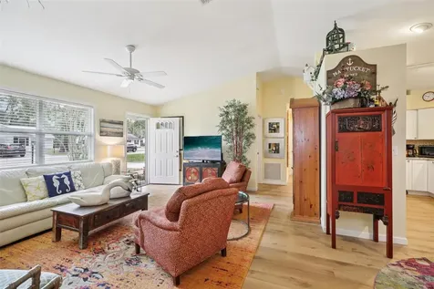 1625 New Abbey Avenue Leesburg FL 34788
