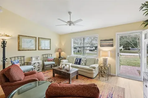 1625 New Abbey Avenue Leesburg FL 34788
