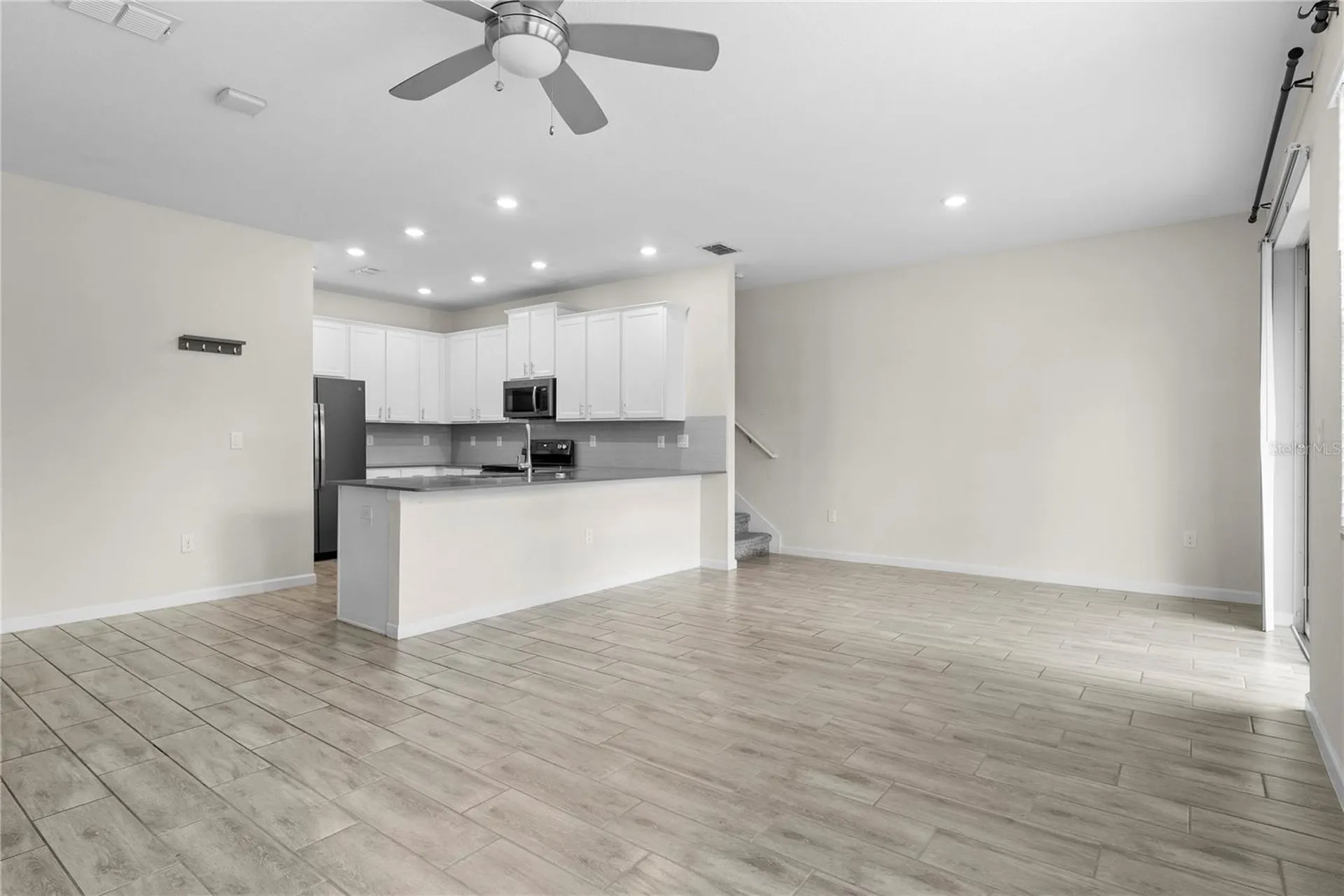 9812 Red Eagle Drive Orlando FL 32825
