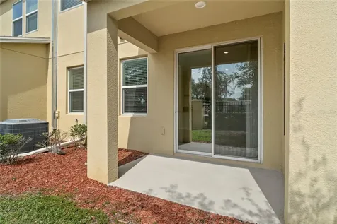 9812 Red Eagle Drive Orlando FL 32825