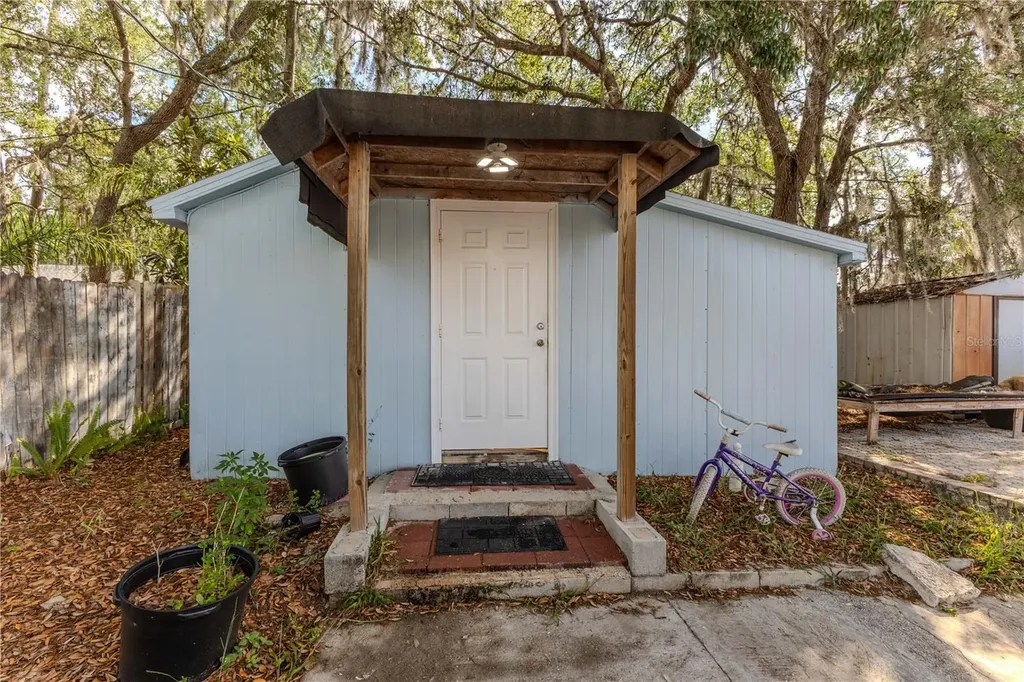 1240 Clarion Circle Deltona FL 32738