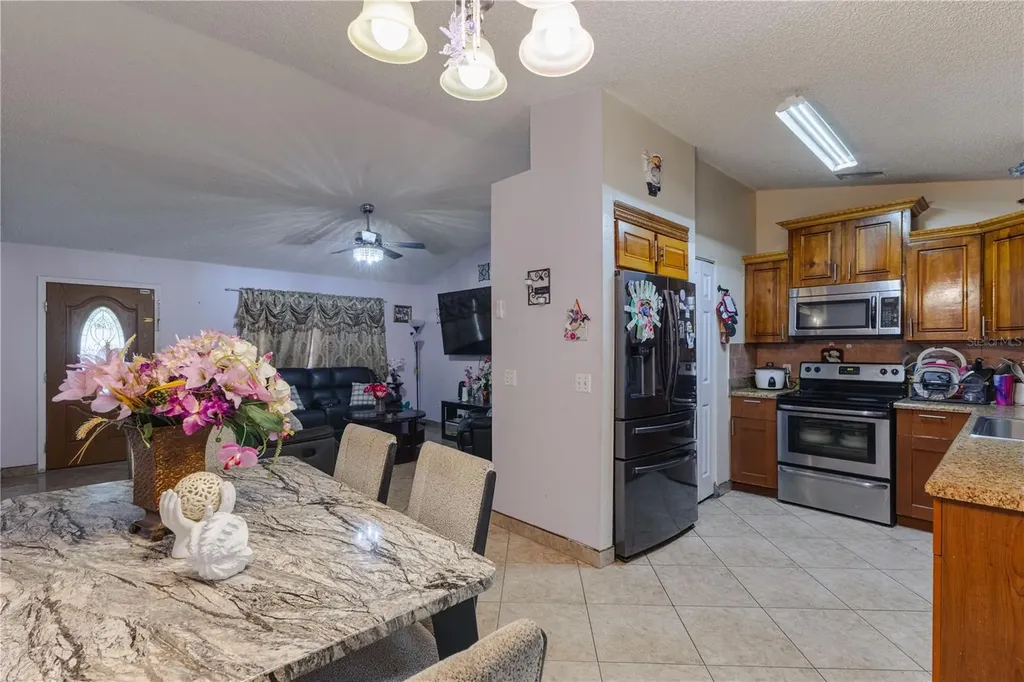 1240 Clarion Circle Deltona FL 32738