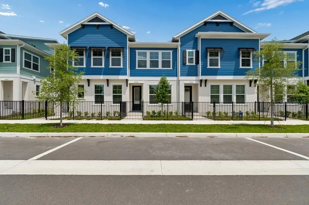 4345 Roush Avenue Orlando FL 32803