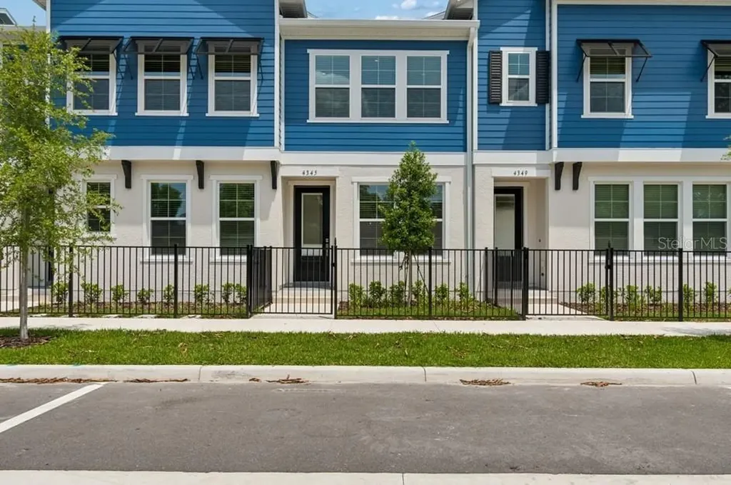 4345 Roush Avenue Orlando FL 32803