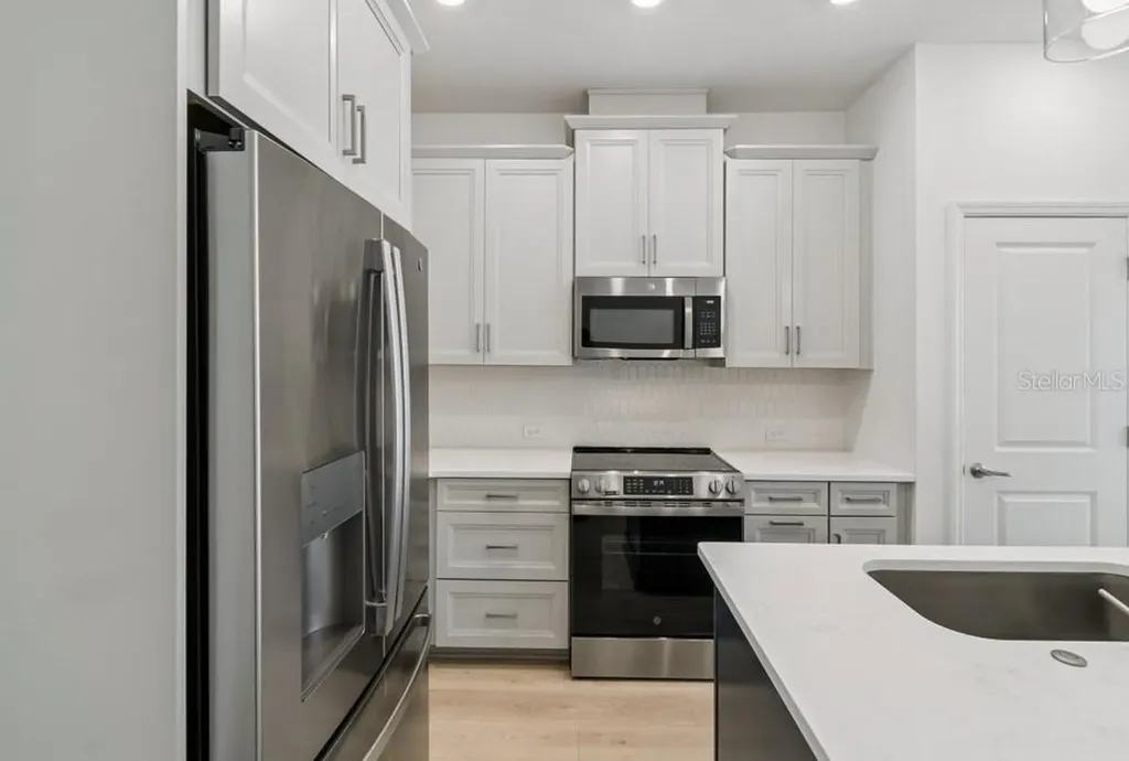 4345 Roush Avenue Orlando FL 32803