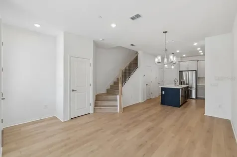 4345 Roush Avenue Orlando FL 32803