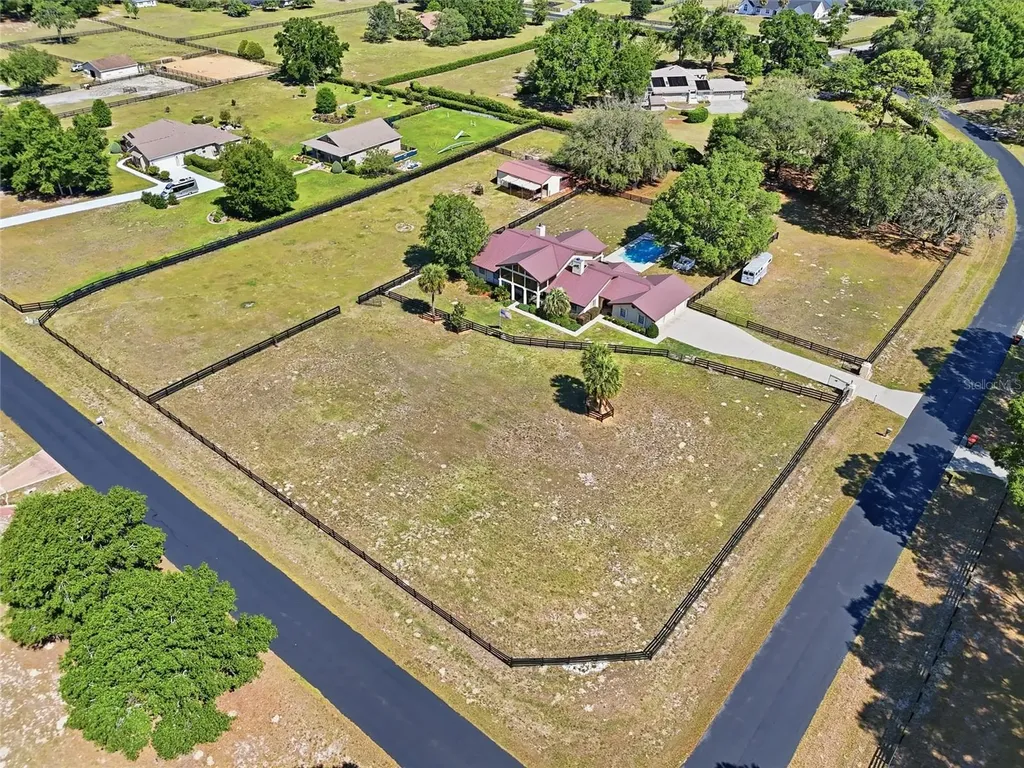 9700 SW 67th Terrace Ocala FL 34476