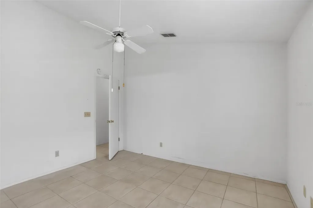 1956 Garwood Drive Orlando FL 32822