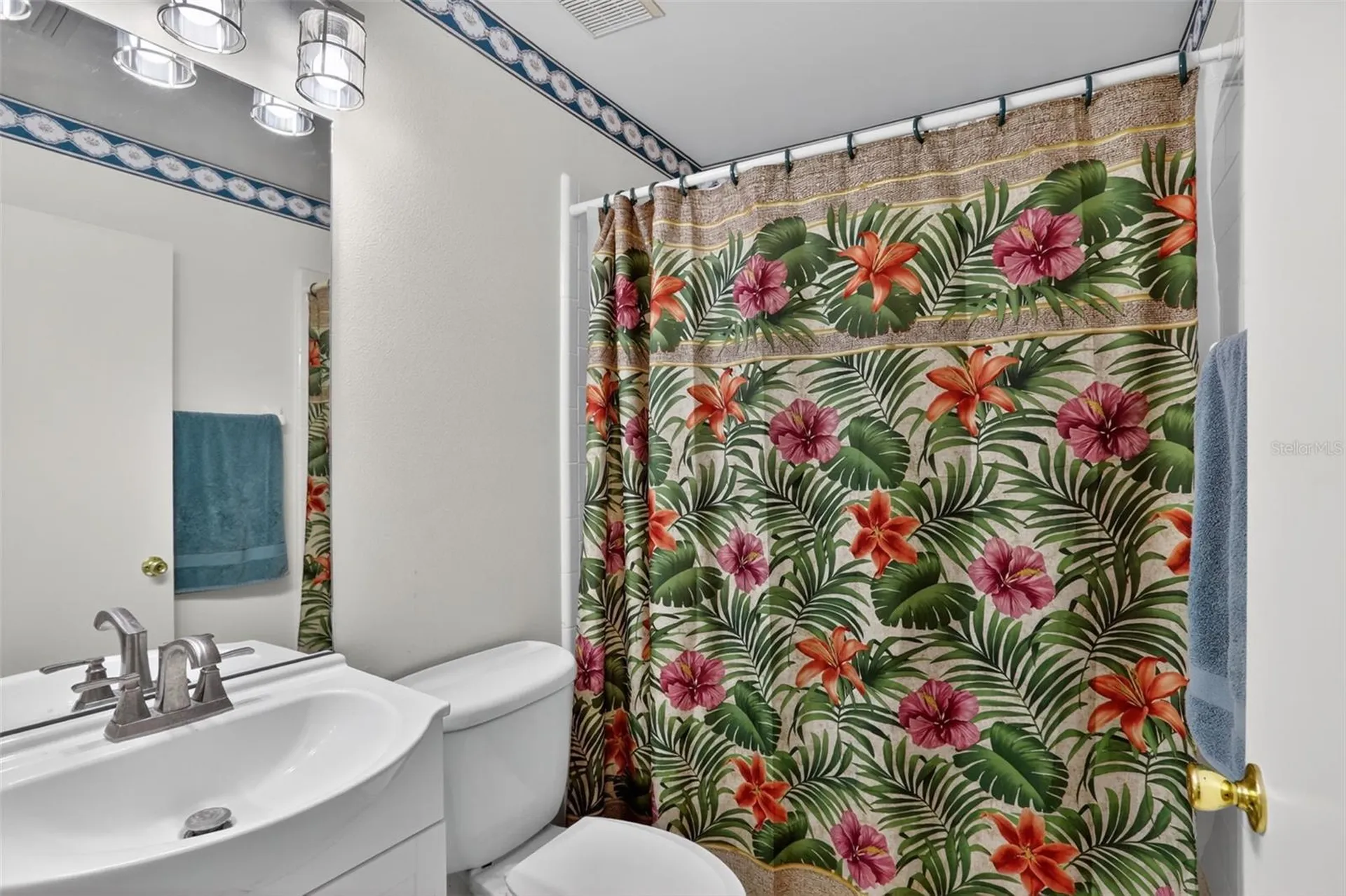 1956 Garwood Drive Orlando FL 32822