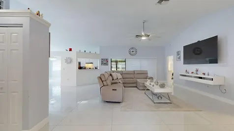 8141 Golf Club Court Hudson FL 34667