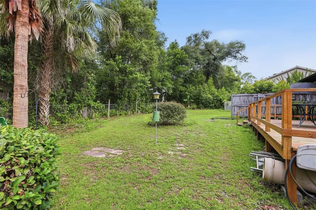 2360 Dartmouth Road Deland FL 32724