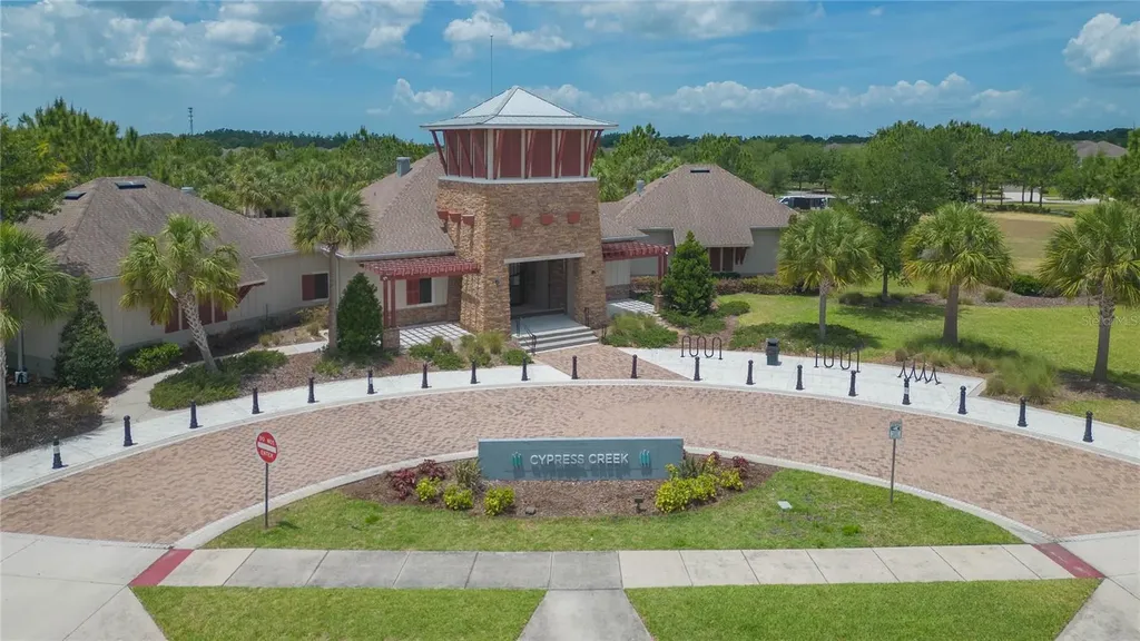 7017 Feather Wood Drive Ruskin FL 33573