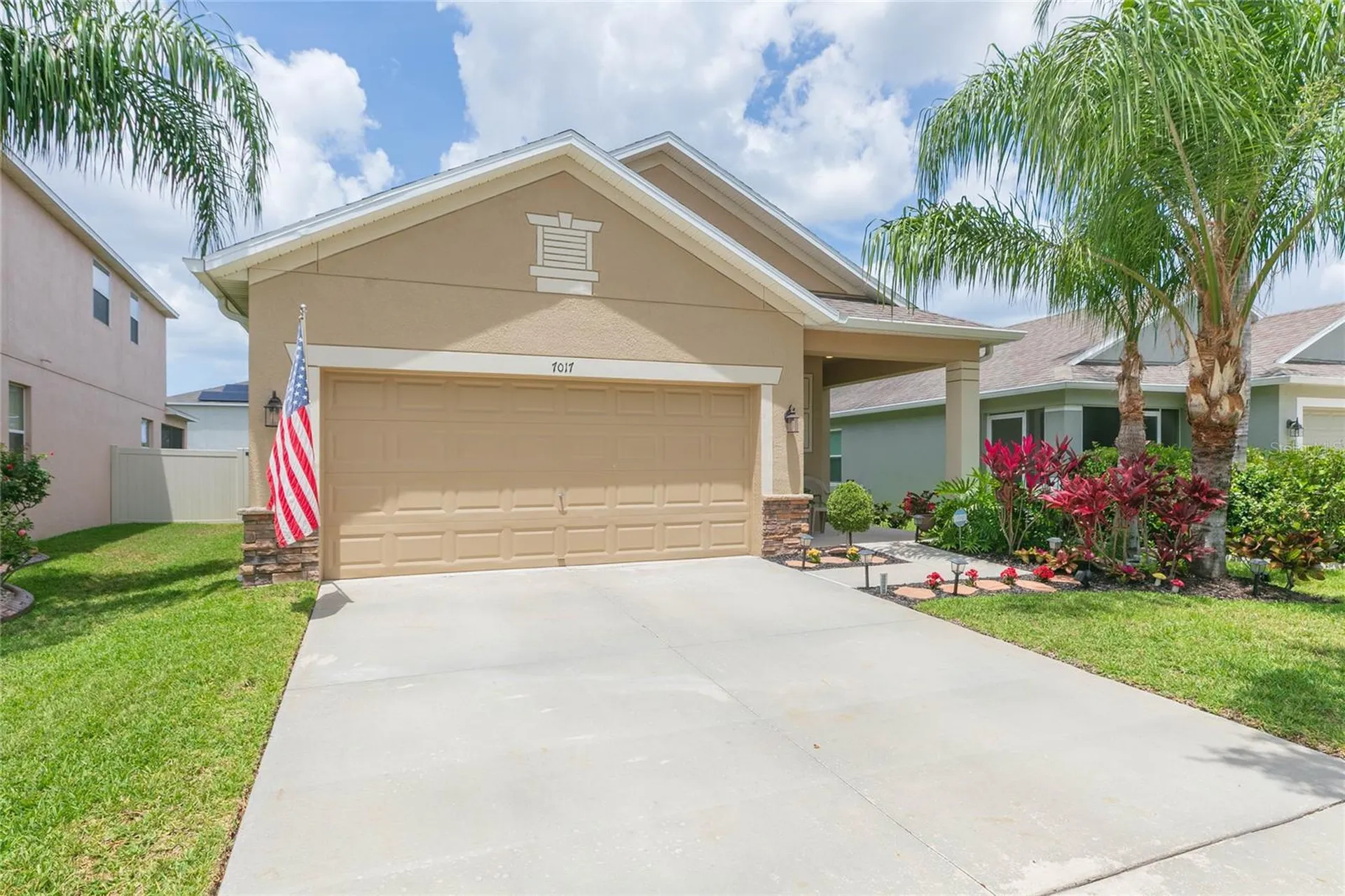 7017 Feather Wood Drive Ruskin FL 33573